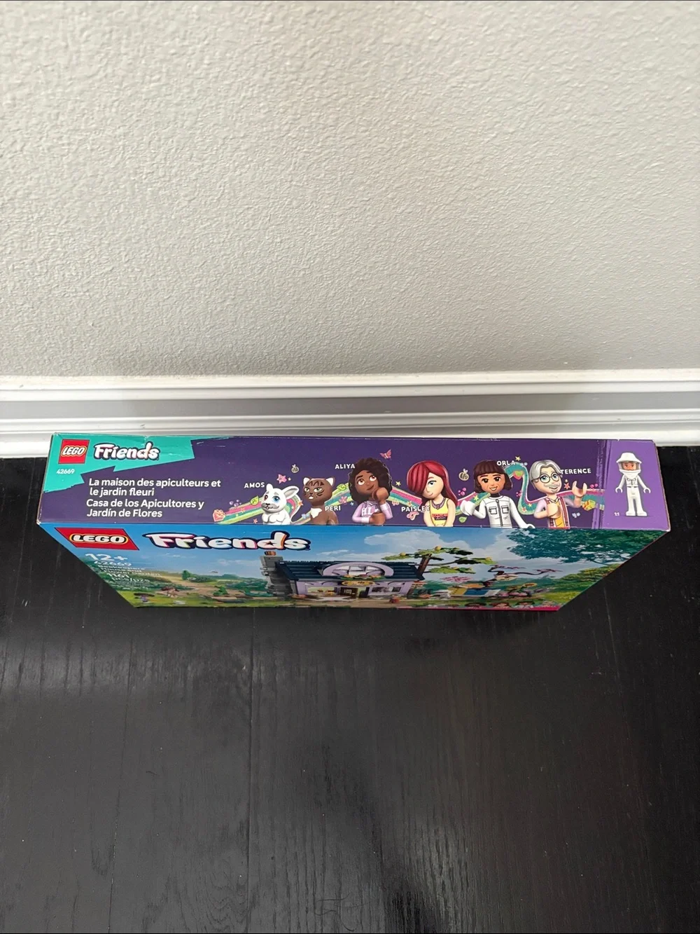 LEGO Friends Beekeepers' House and Flower Garden